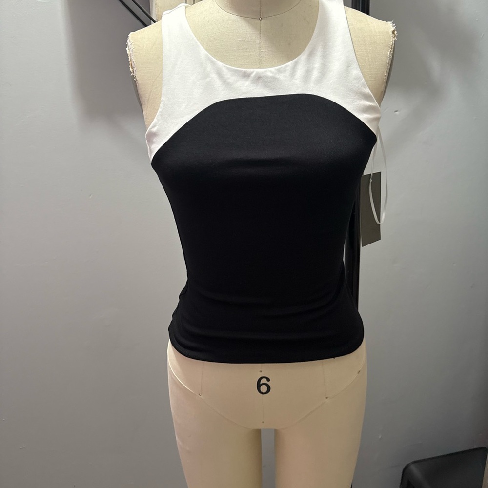 Lily White Monochrome Tank Top - Picture 3 of 7